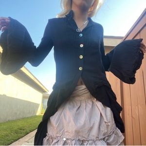 XSOLDX pirate queen”silhouette long sleeve